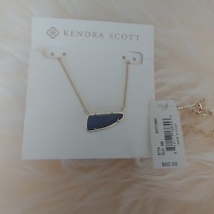 Kendra scott necklace